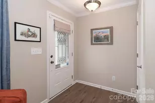 1123 Valley St, Statesville, NC 28677 - Photo 7