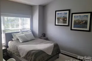 8633 Coralbell Ln, Charlotte, NC 28213 - Photo 7