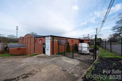 719 Old Lenoir Road, Hickory, NC 28601 - Photo 15