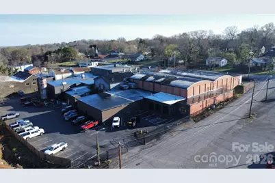 719 Old Lenoir Road, Hickory, NC 28601 - Photo 1