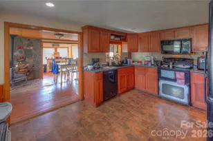 2927 Caney Creek Rd, Murphy, NC 28906 - Photo 11