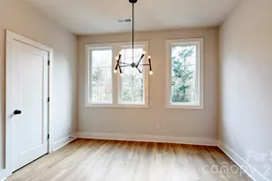 1308 Carolyn Dr, Charlotte, NC 28205 - Photo 7