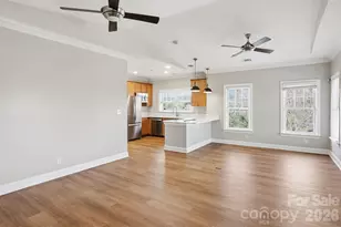 111 S Summit Ave, Charlotte, NC 28208 - Photo 15