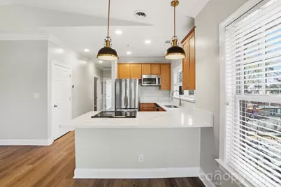 111 S Summit Avenue, Charlotte, NC 28208 - Photo 5