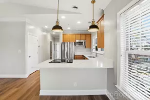 111 S Summit Ave, Charlotte, NC 28208 - Photo 5