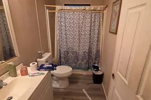 1054 Benjaman Dr, Greenville, NC 27834 - Photo 9