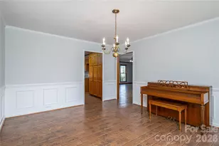 2515 Myra Ln, Lincolnton, NC 28092 - Photo 9