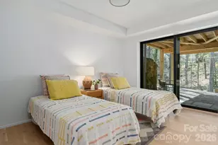 330 Windsor Rd, Asheville, NC 28804 - Photo 27