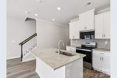 8132 Hidden Springs Trail, Charlotte, NC 28216 - Photo 5