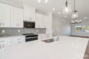 327 Golden Maple Ct, Fort Mill, SC 29708 - Photo 9