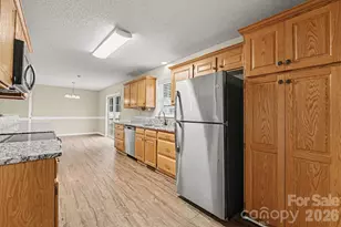 134 Clearview Rd, Statesville, NC 28625 - Photo 13