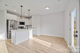 410 S Hill St, Gastonia, NC 28052 - Photo 5