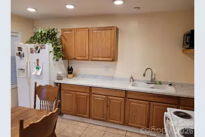 6051 Pointe West Lane, Vale, NC 28168 - Photo 5