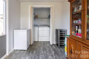 203 Pine St, Candler, NC 28715 - Photo 19