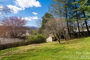 203 Pine St, Candler, NC 28715 - Photo 29