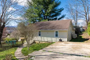 203 Pine St, Candler, NC 28715 - Photo 35