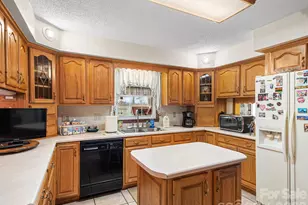 727 Jenkins Valley Rd, Alexander, NC 28701 - Photo 9