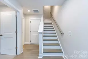 6012 Pivot Ct, Charlotte, NC 28205 - Photo 5