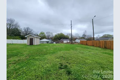 1607 Parkdale Avenue, Gastonia, NC 28052 - Photo 19