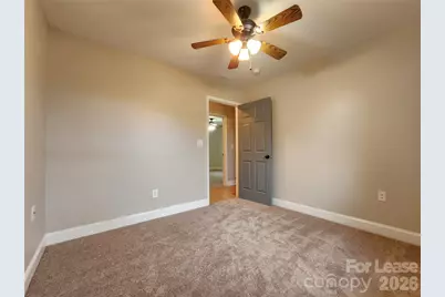 1607 Parkdale Avenue, Gastonia, NC 28052 - Photo 9