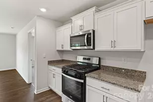 93 Creekwalk Ln, Waynesville, NC 28785 - Photo 5