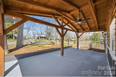 223 W Park Drive, Morganton, NC 28655 - Photo 9