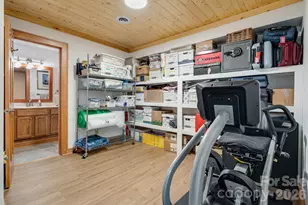 133 Club House Dr, Burnsville, NC 28714 - Photo 23