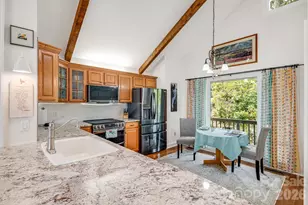 133 Club House Dr, Burnsville, NC 28714 - Photo 9