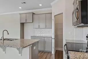 370 Lagoon Rd, Fletcher, NC 28732 - Photo 7