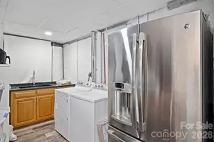 13730 Capriole Ln, Matthews, NC 28105 - Photo 35