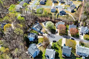 8636 Warwick Crest Ln, Charlotte, NC 28215 - Photo 37