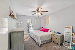 8636 Warwick Crest Ln, Charlotte, NC 28215 - Photo 23