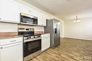 2824 Fairstone Ave, Charlotte, NC 28269 - Photo 13