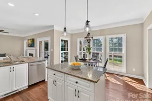 10901 Megwood Dr, Charlotte, NC 28277 - Photo 15