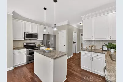 10901 Megwood Drive, Charlotte, NC 28277 - Photo 13