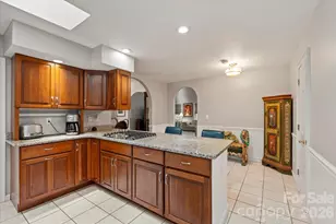 314 Sweetwater Hills Dr, Hendersonville, NC 28791 - Photo 11