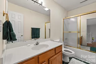 314 Sweetwater Hills Dr, Hendersonville, NC 28791 - Photo 35