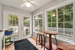 314 Sweetwater Hills Dr, Hendersonville, NC 28791 - Photo 13