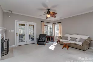 12103 Crescent Run Ct, Charlotte, NC 28277 - Photo 11