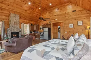 1012 Alarka Highlands Dr, Bryson City, NC 28713 - Photo 13