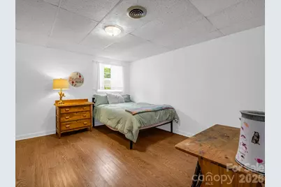 54 Broadway Avenue, Tryon, NC 28782 - Photo 31