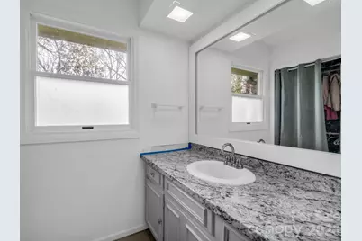 54 Broadway Avenue, Tryon, NC 28782 - Photo 15