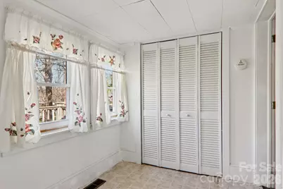 24 Pelzer Street, Asheville, NC 28804 - Photo 25