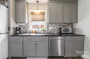 534 Georgia Ave, Statesville, NC 28677 - Photo 9