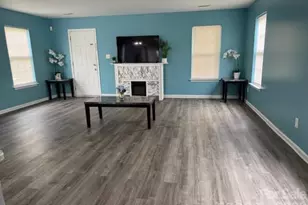 3514 Crestridge Dr, Charlotte, NC 28217 - Photo 3