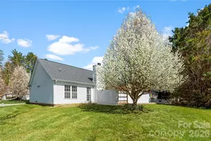 279 Stonehollow Rd, Fletcher, NC 28732 - Photo 29