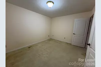 27 Mountain Lake Drive, Hendersonville, NC 28739 - Photo 17