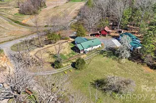 6998 Nobby Lail Rd, Connelly Springs, NC 28612 - Photo 37