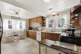 6998 Nobby Lail Rd, Connelly Springs, NC 28612 - Photo 13