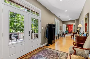 672 Blythe St, Hendersonville, NC 28739 - Photo 19